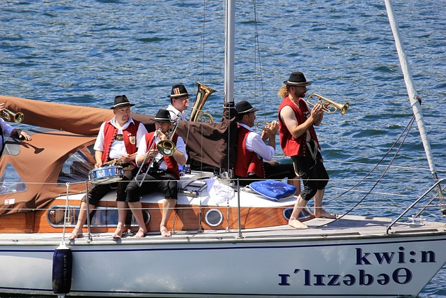 来对手敲响 来对手敲响