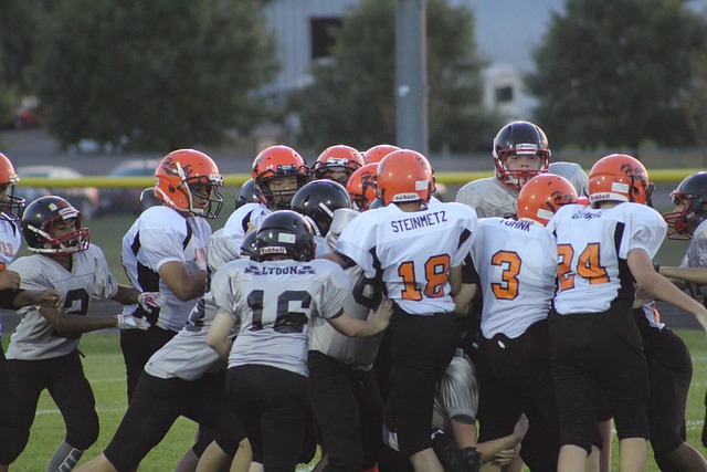 他常常在關 他常常在關